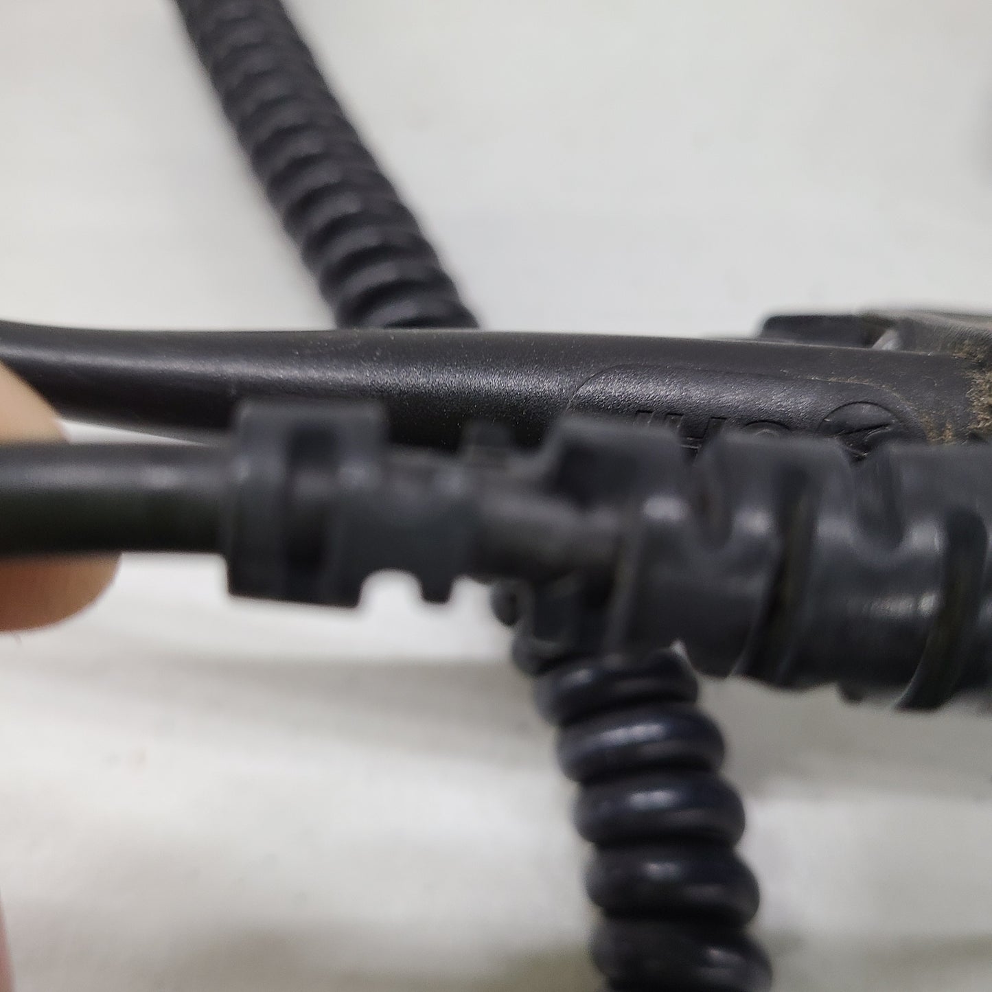 Motorola XPR 6650 Two Way Radio w/Mic & Charging Dock