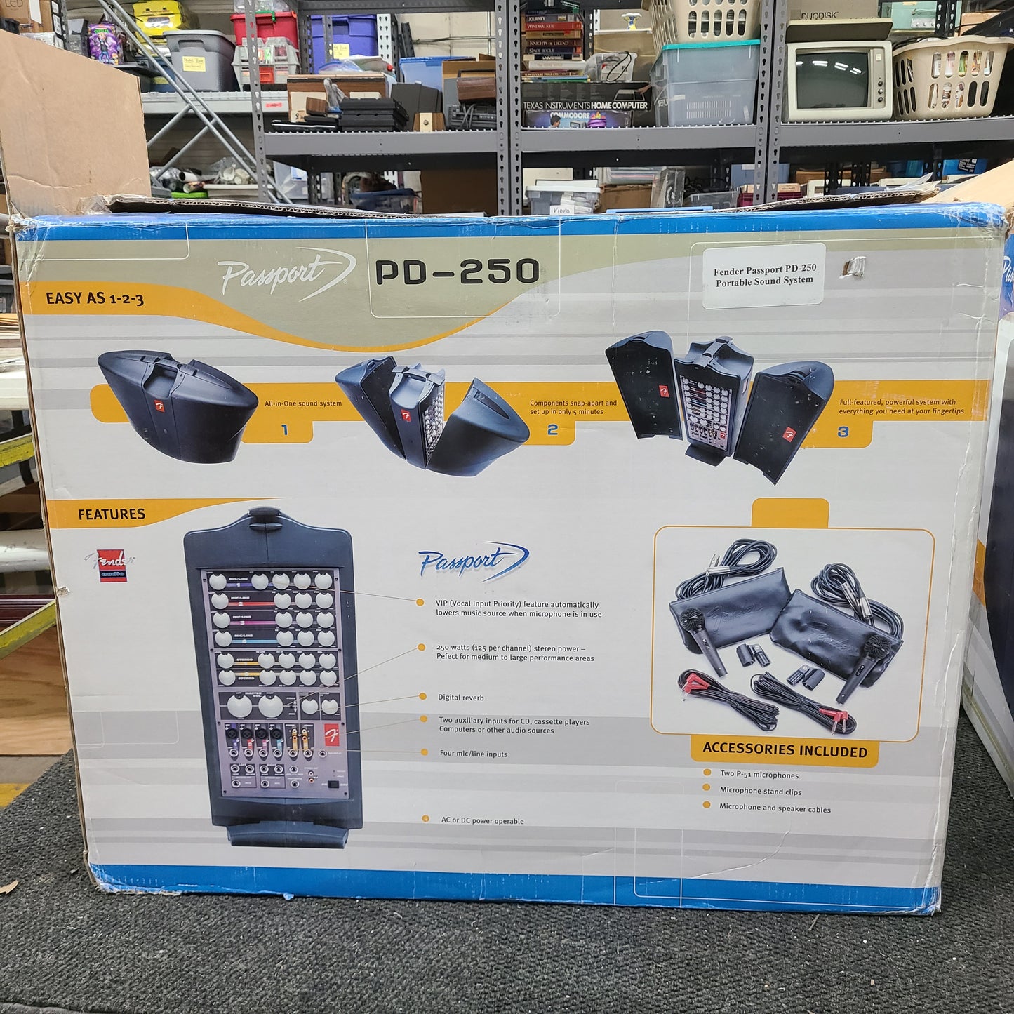 Fender Passport PD 250 All in one portable sound system w/Microphone