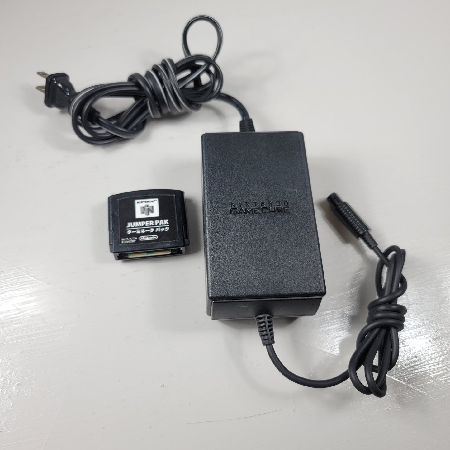 Nintendo GameCube DOL-002 USA AC Adapter w/ Jumper Pack Working