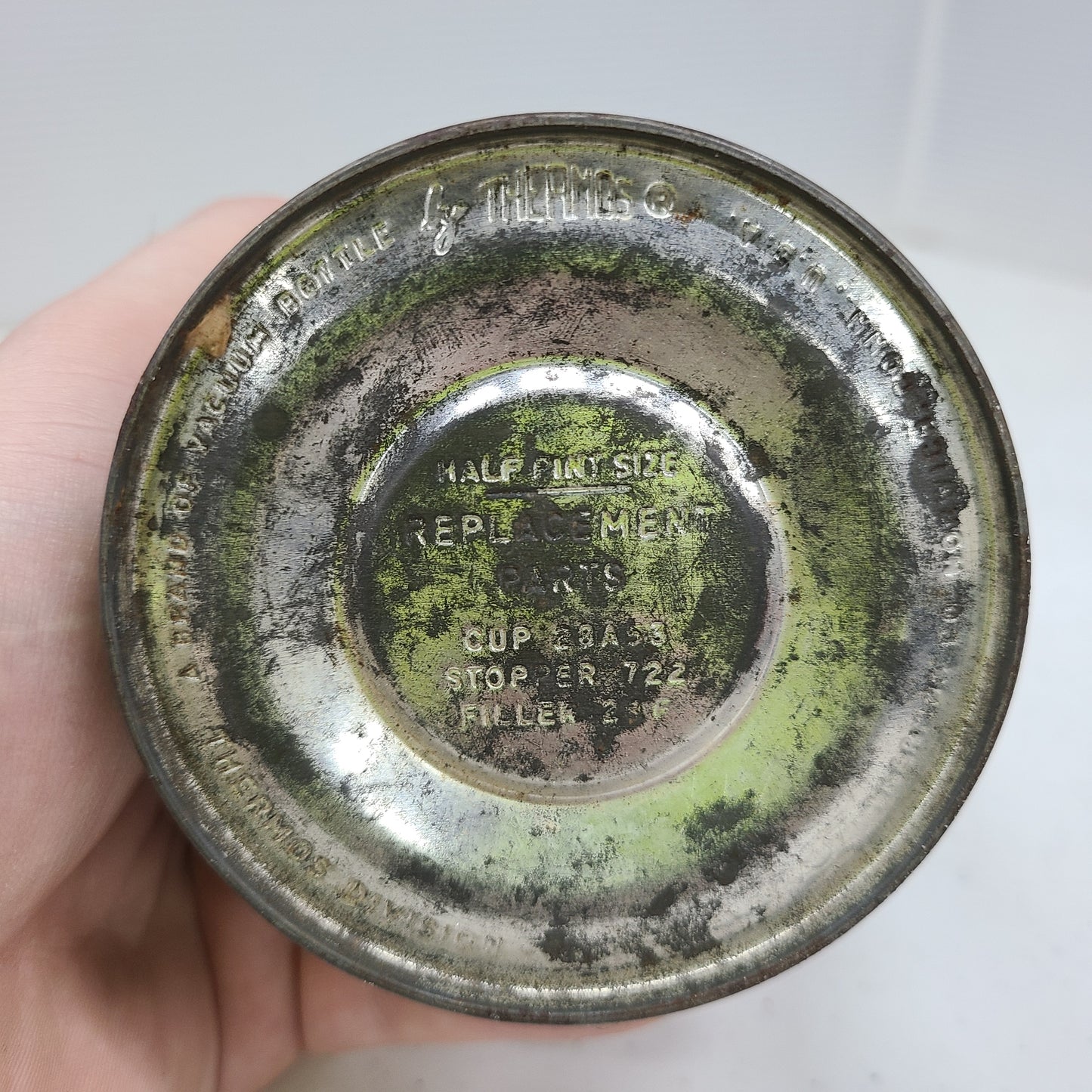 Vintage 1959 PEANUTS Comic Strip Charlie Brown Snoopy Metal Lunch Box w/ Thermos