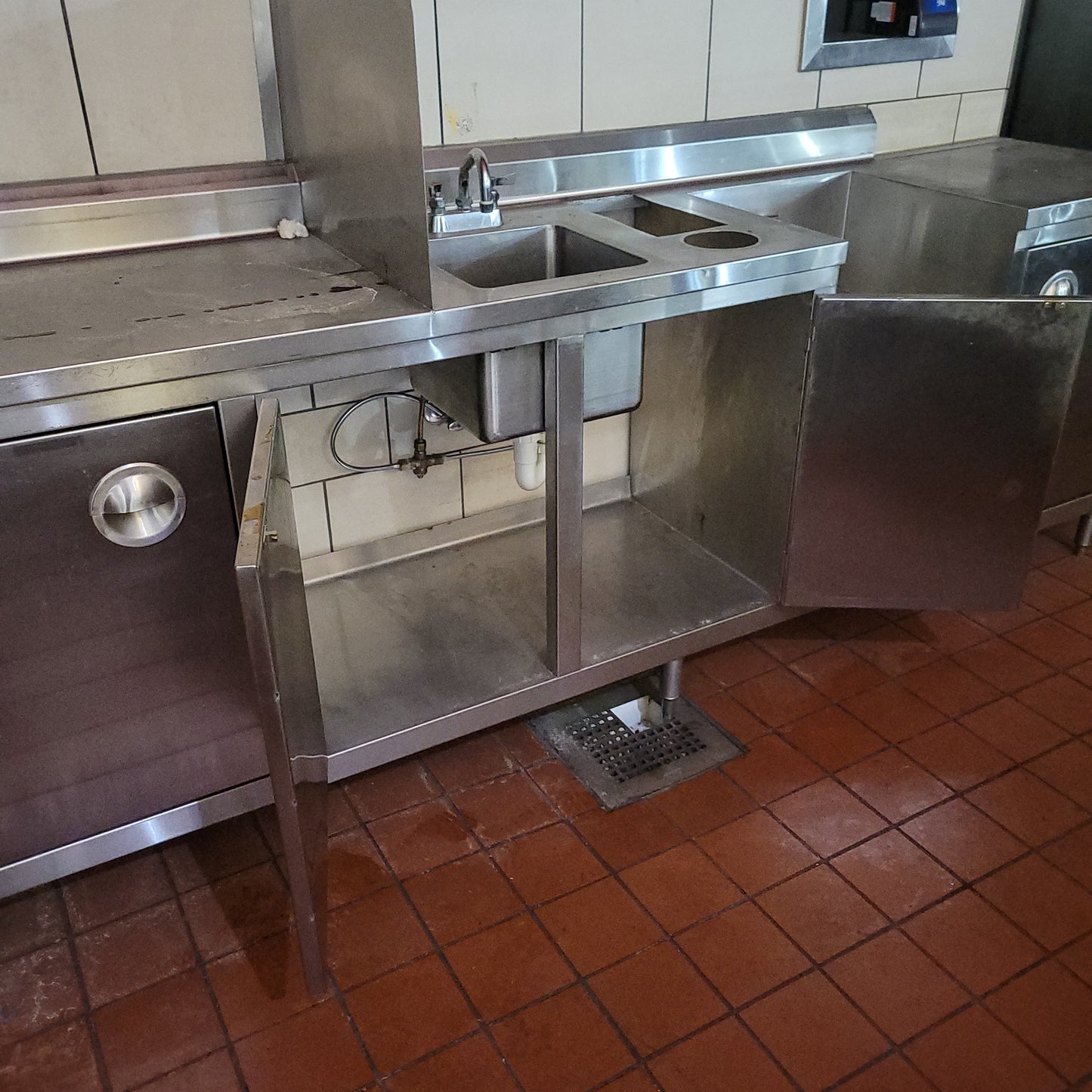Stainless Steel Prep Station with Sink