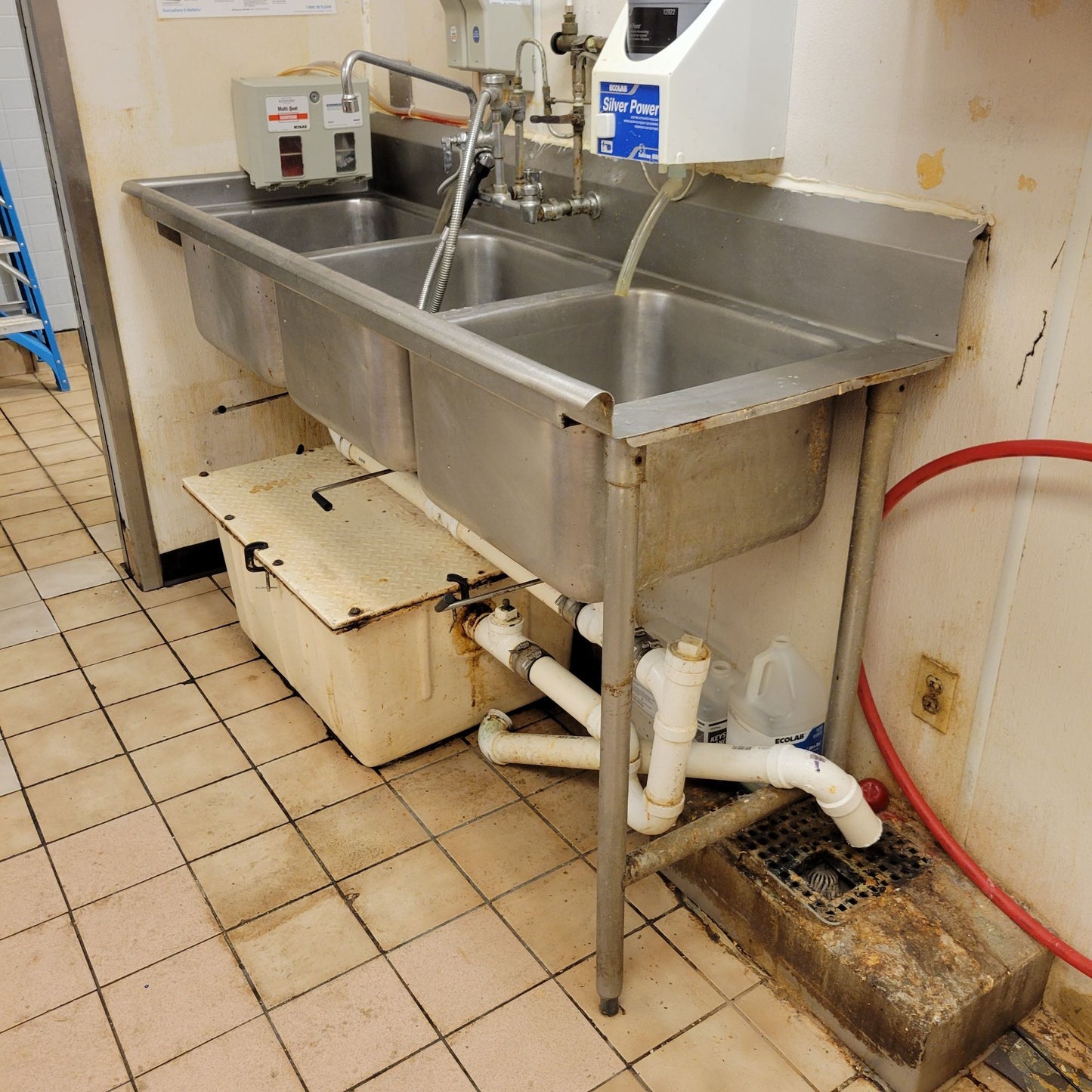 Commercial Stainless Steel 3 Tub Sink