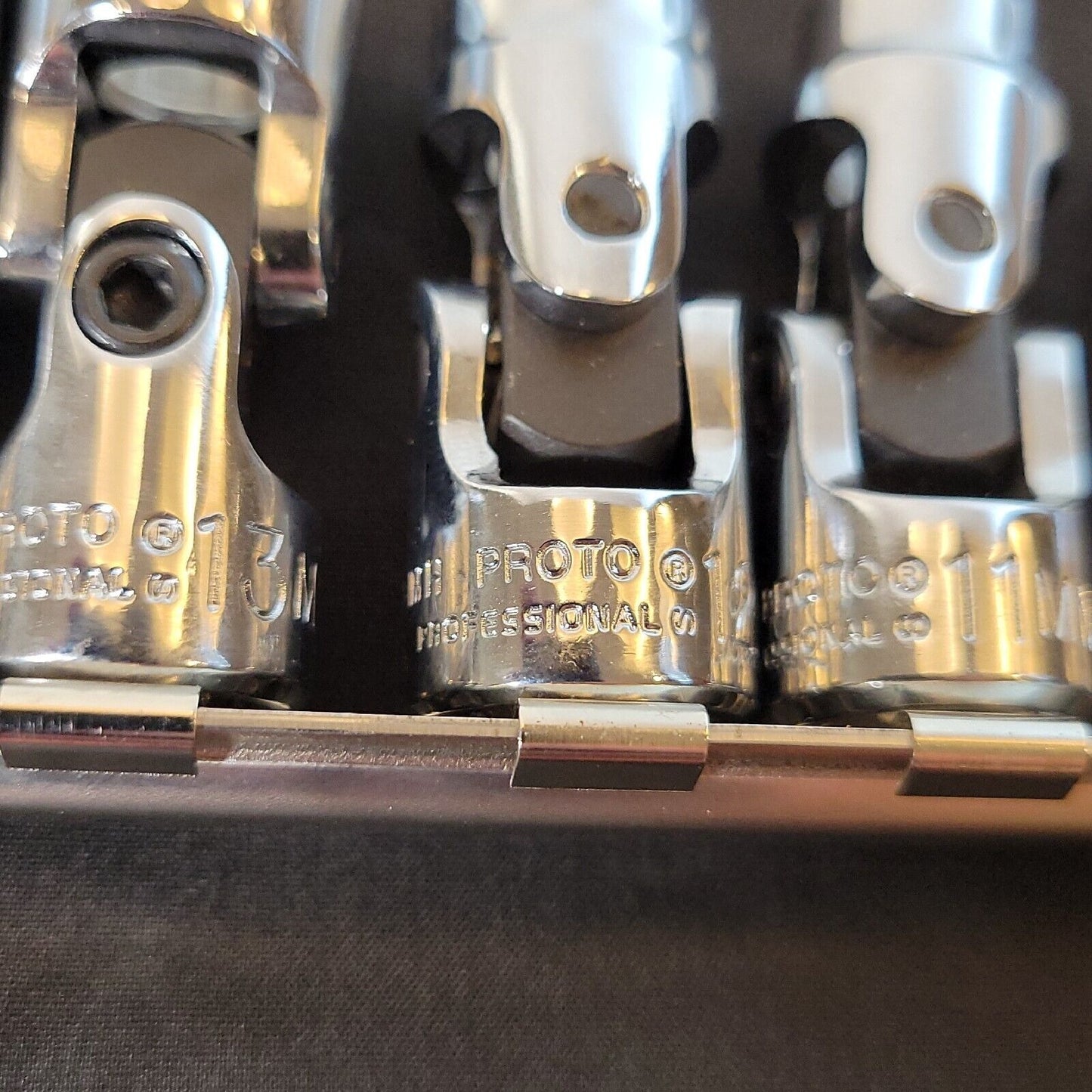 PROTO Flex Socket Set 3/8 in 10 Piece 10 mm to 19 mm 6 point rail