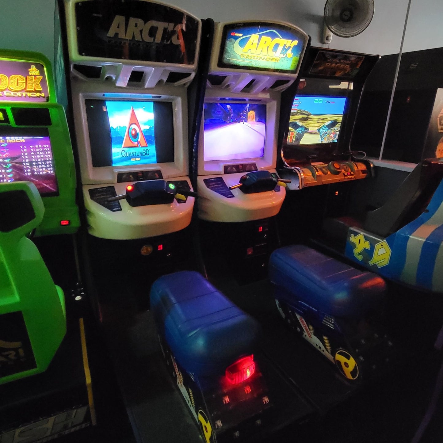 Artic Thunder Snowmobile Arcade