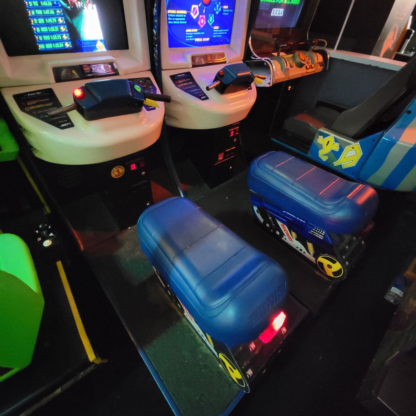 Artic Thunder Snowmobile Arcade