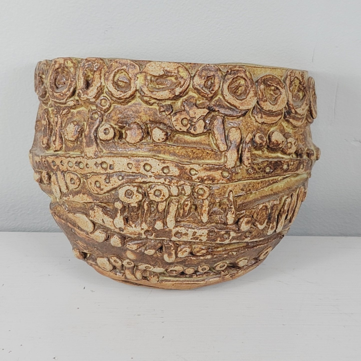 Bernard Rooke Signed MCM English Brutalist Style Wall Pocket Studio Pottery