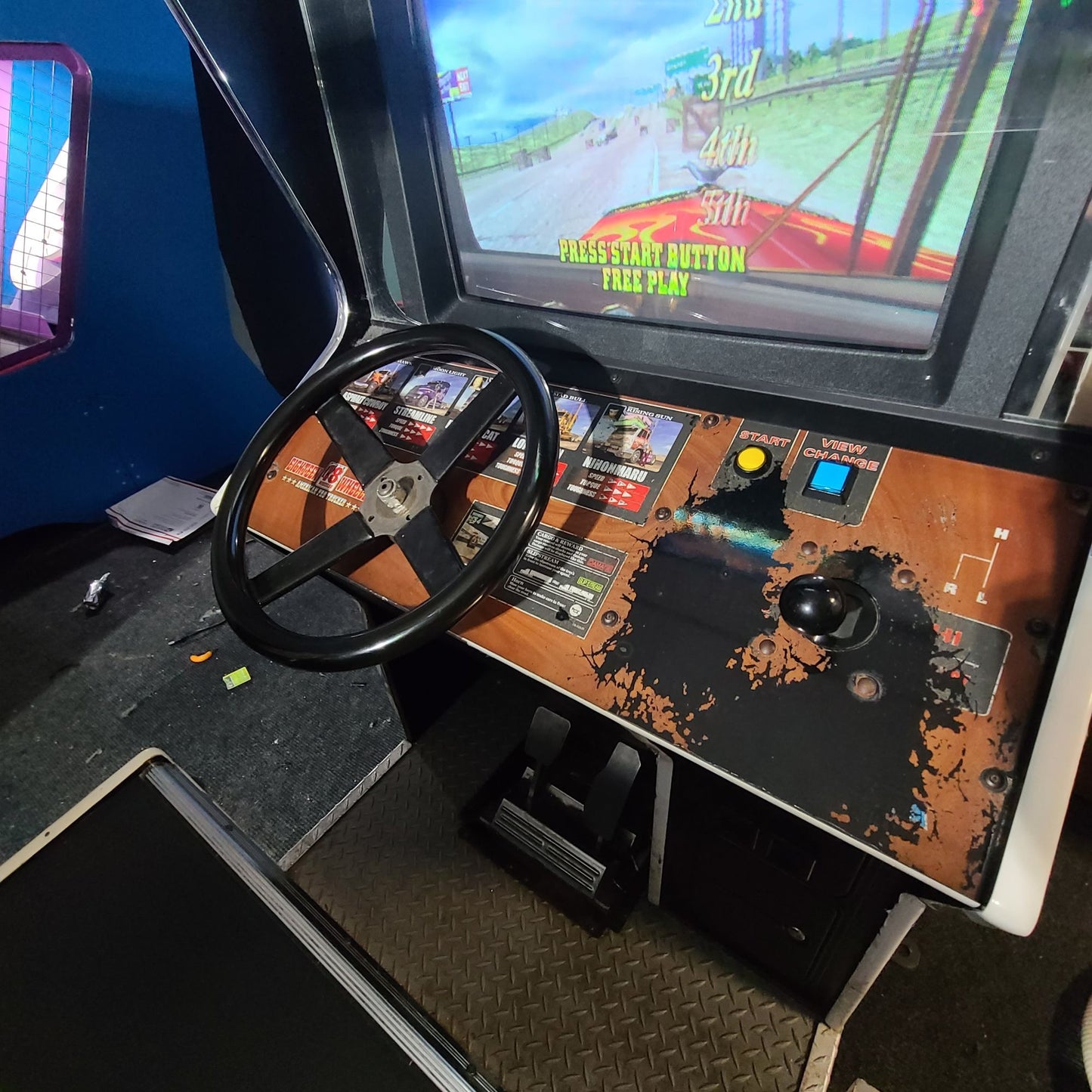 Eighteen Wheeler Sit-down Driving Arcade