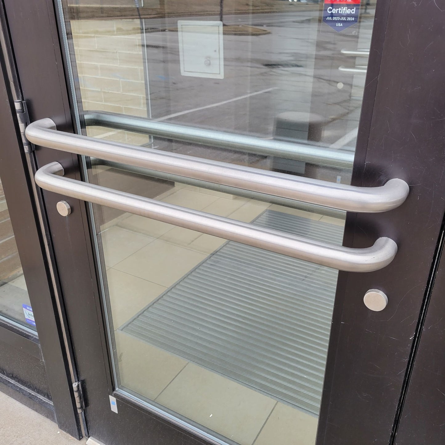 Commercial entry doors
