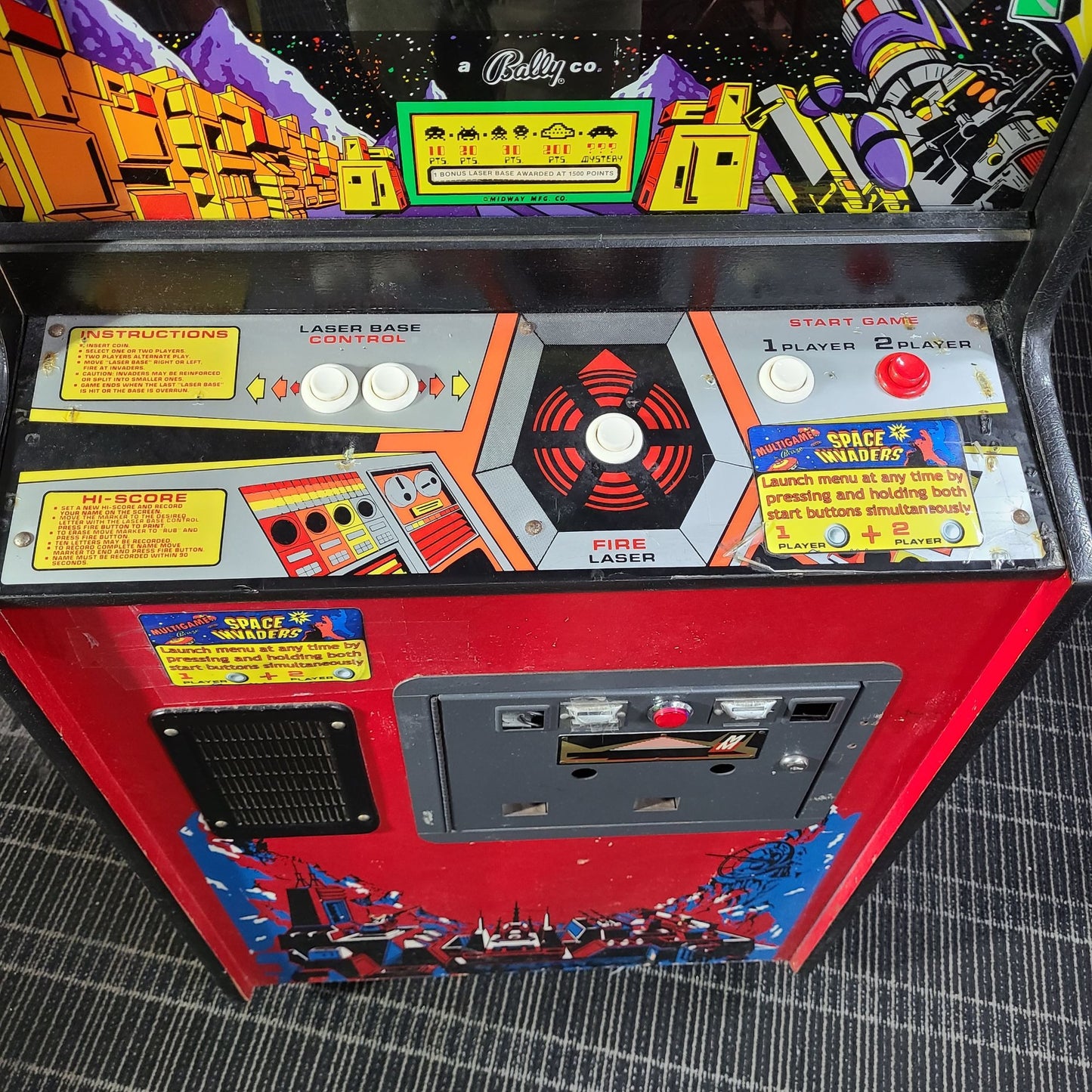 Space Invaders Deluxe Arcade