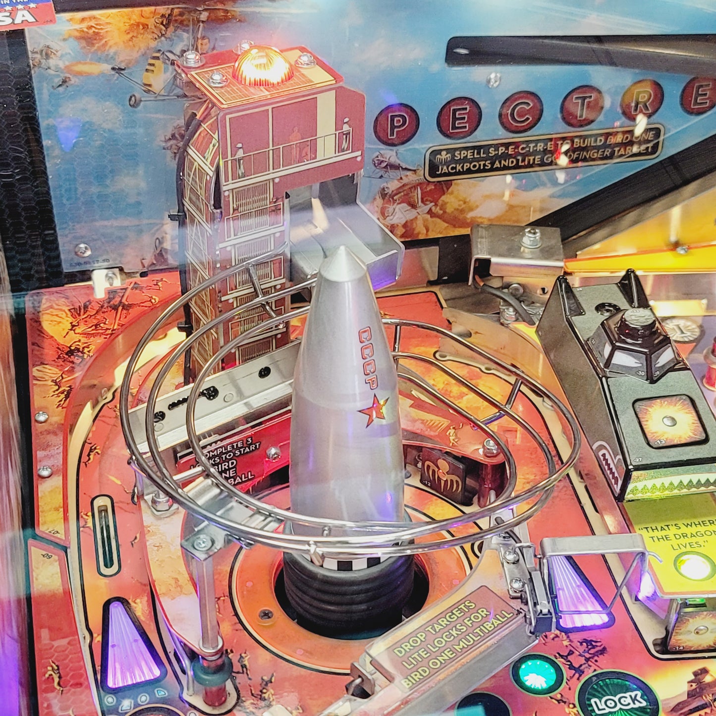 James Bond 007 Limited Edition Thunderball Stern Pinball Game