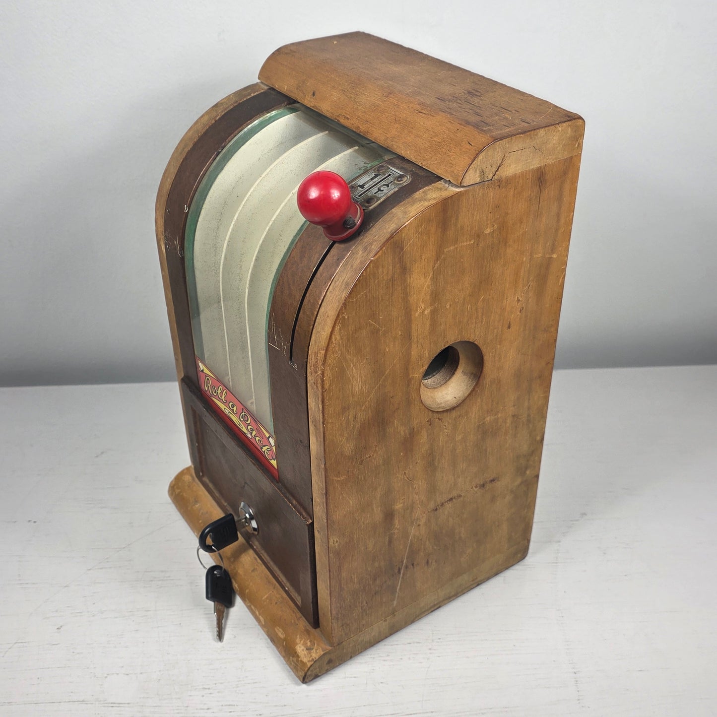 1941 Victor “Roll a Pack” 1¢ Wooden Cigarette Trade Stimulator