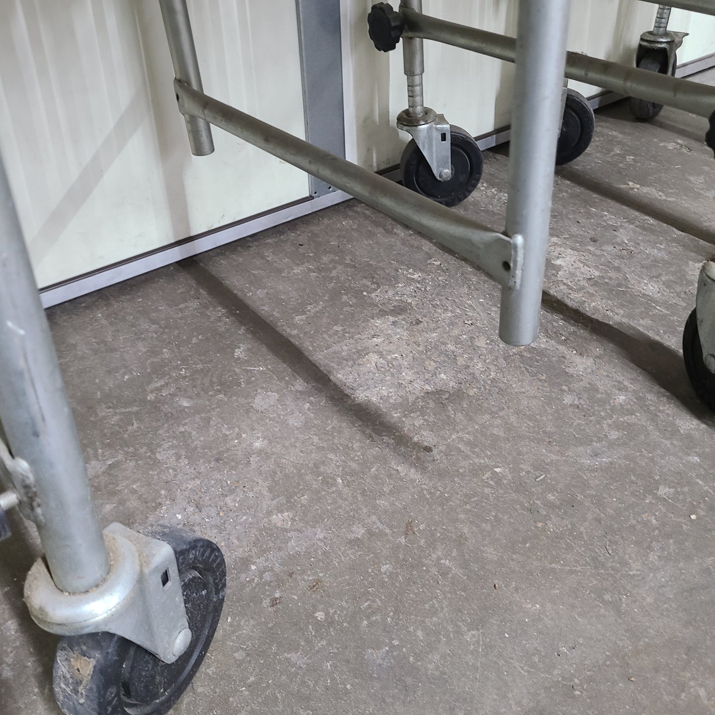 Skate Wheel Conveyor NestaFlex 225