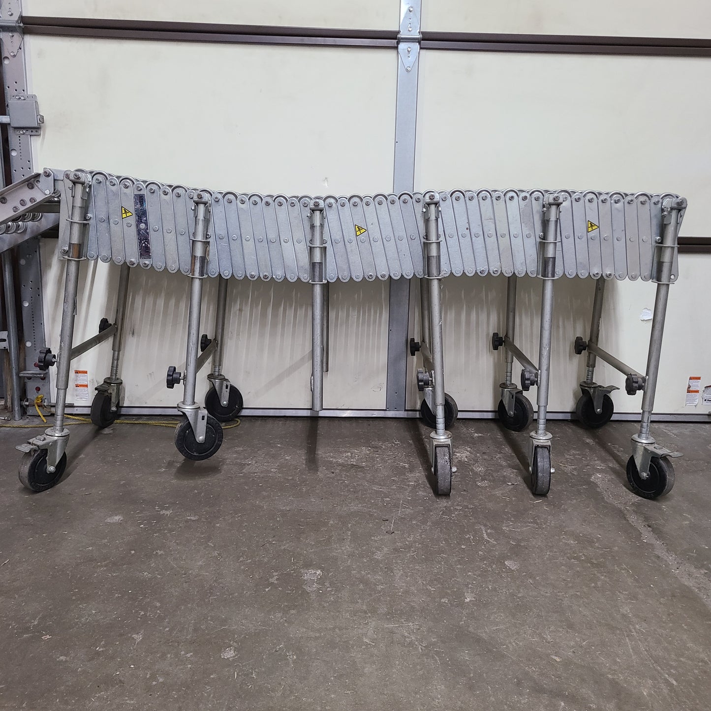 Skate Wheel Conveyor NestaFlex 225