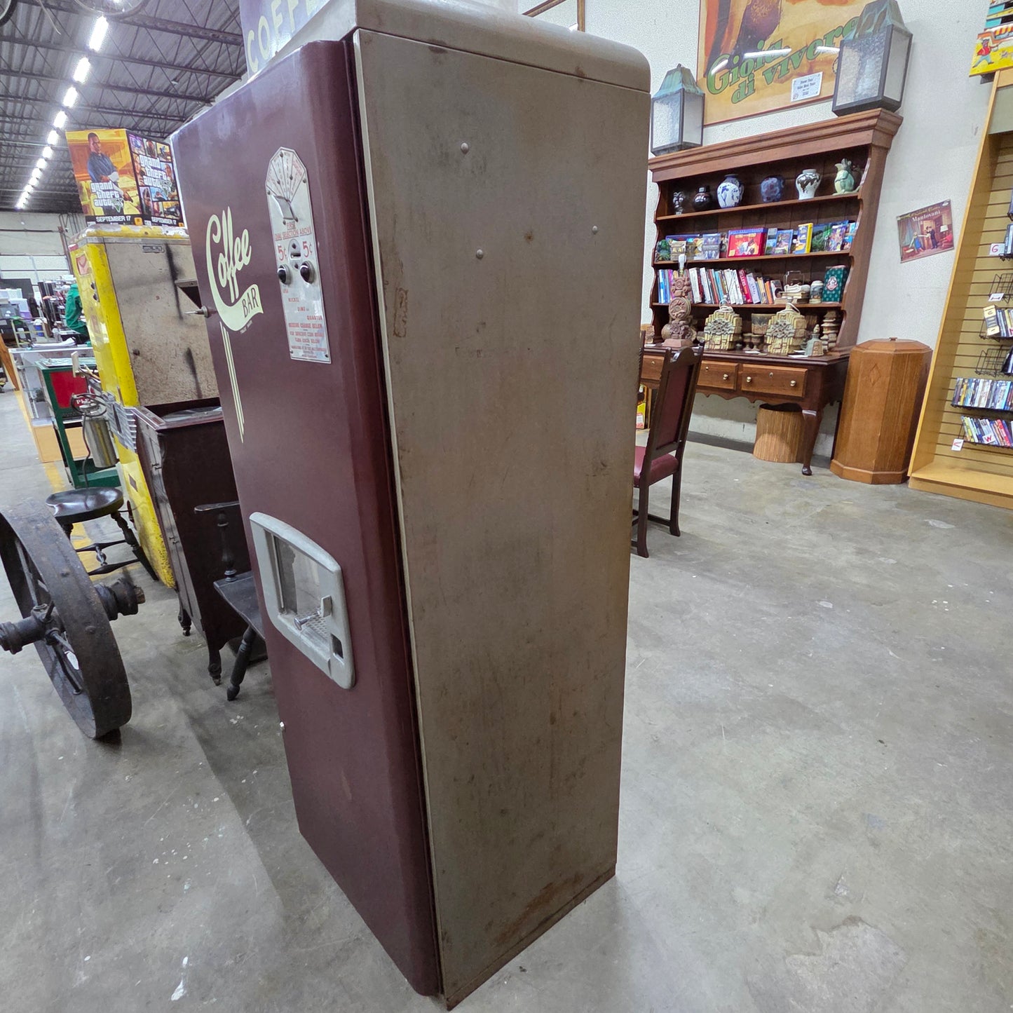 Mills Coffee Bar Model 200 Vending Machine