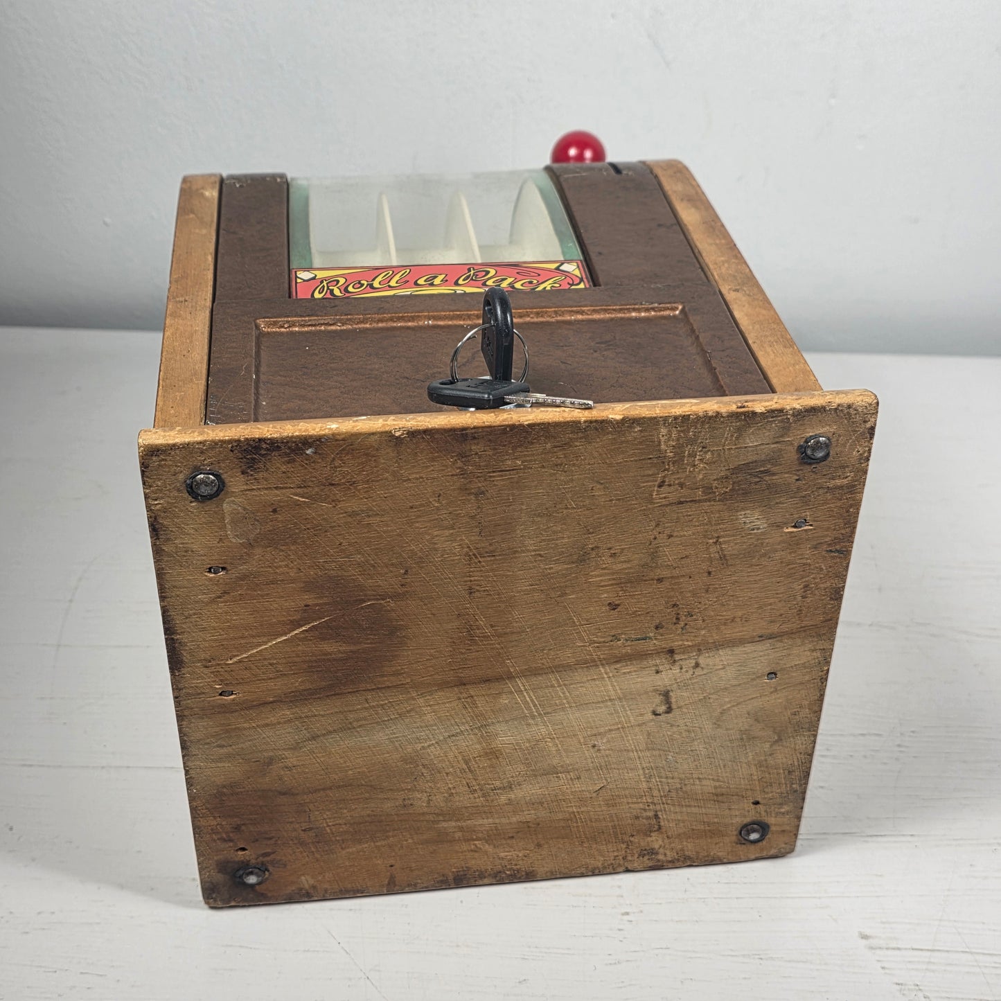 1941 Victor “Roll a Pack” 1¢ Wooden Cigarette Trade Stimulator