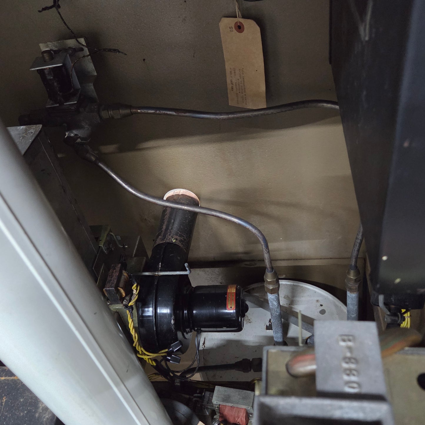 Mills Coffee Bar Model 200 Vending Machine