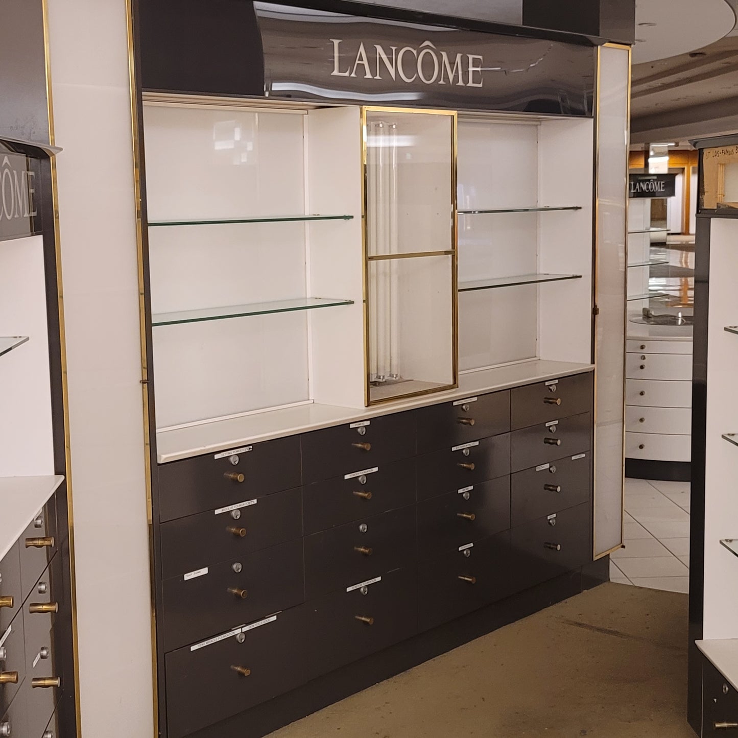 Large Lancome Display