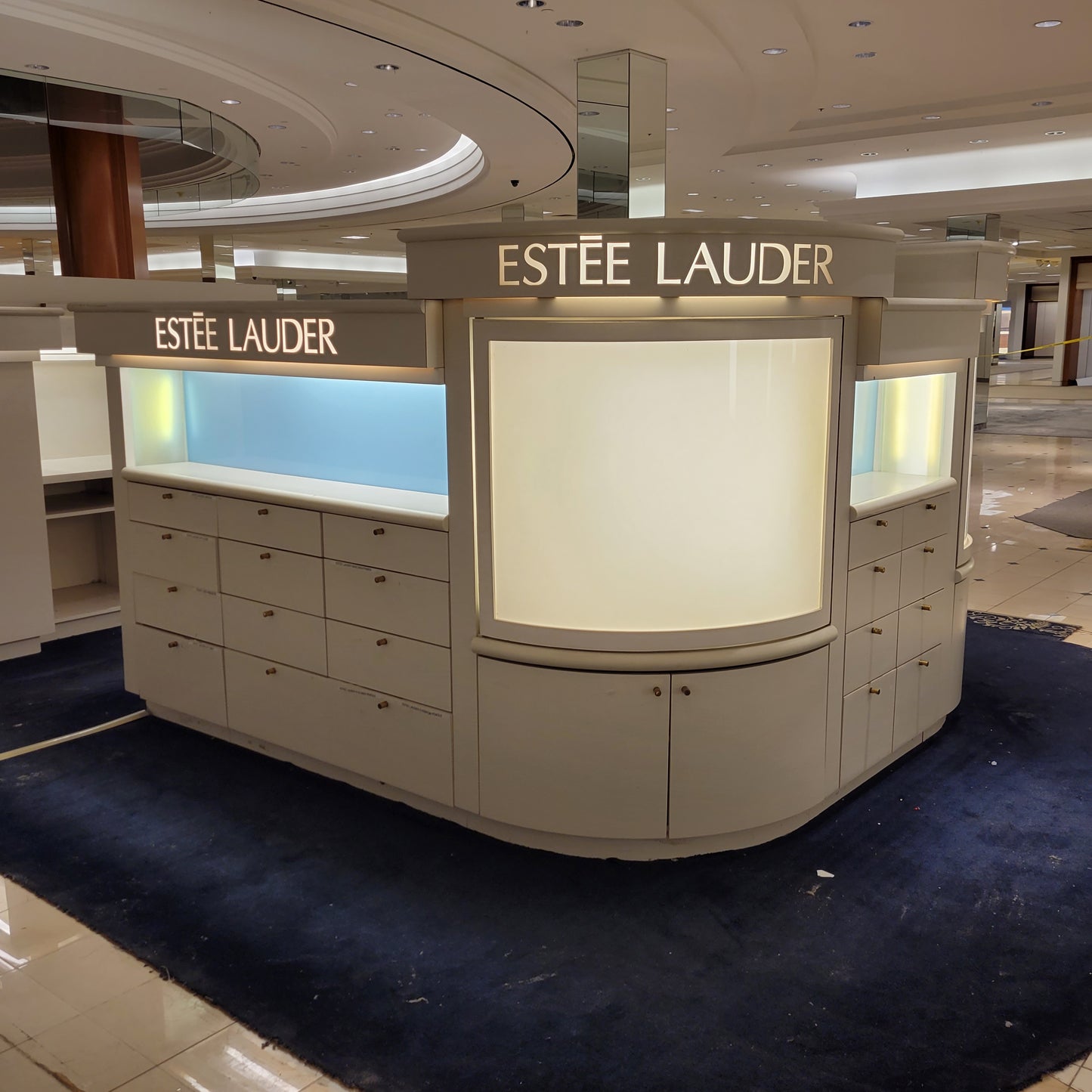 Large Estee Lauder Display/POS Station